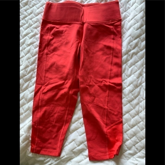 Lucy Pants - New - Lucy activewear- Capri